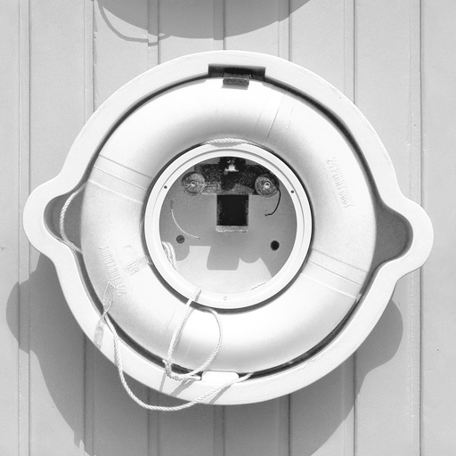 White Photo (Effect)