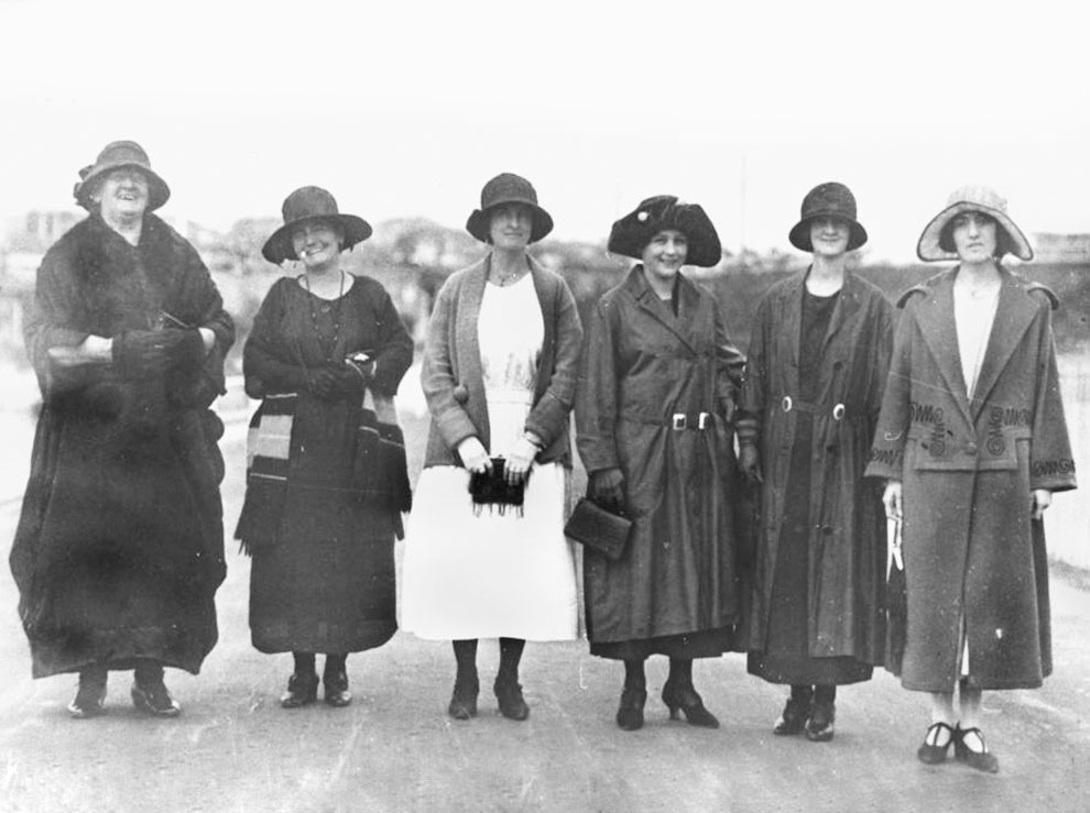 Aliens in Disguise by erica lyons